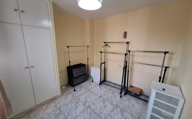 Resale - Quad House -
Torrevieja - Carrefour