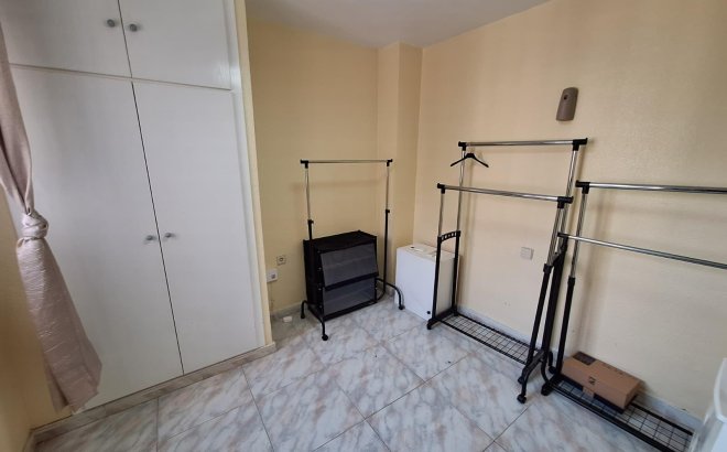 Resale - Quad House -
Torrevieja - Carrefour