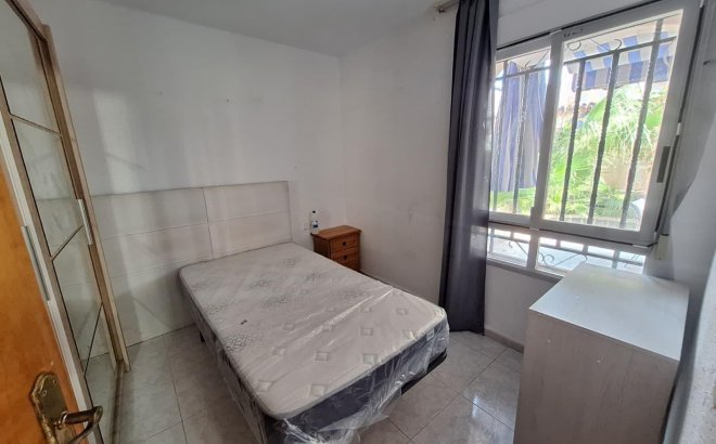 Resale - Quad House -
Torrevieja - Carrefour