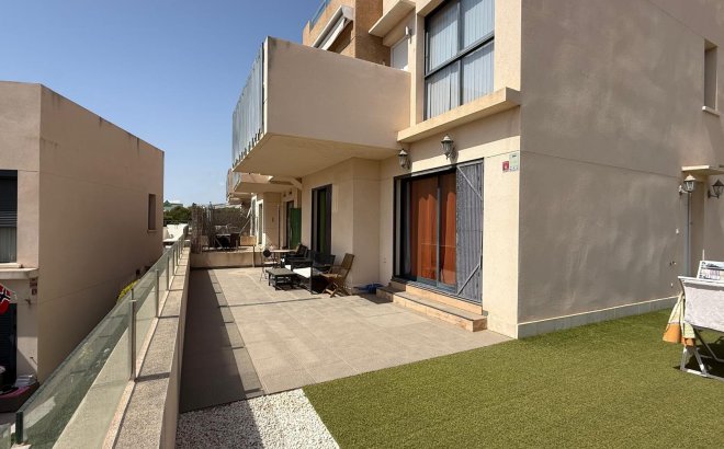 Revente - Bungalow -
Orihuela Costa - La Zenia