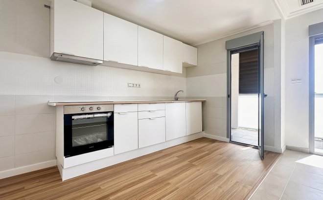 Revente - Appartement -
Torrevieja - Costa Blanca