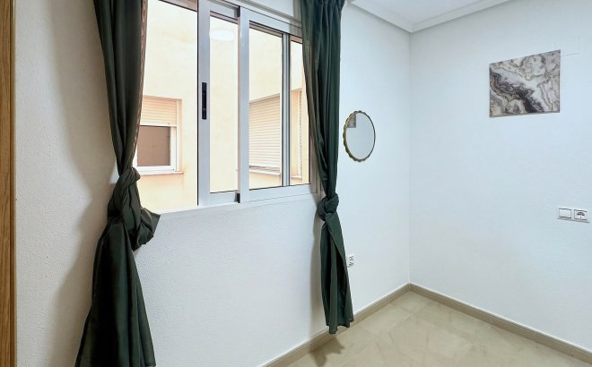 Revente - Appartement -
Torrevieja - Costa Blanca