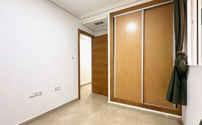 Revente - Appartement -
Torrevieja - Costa Blanca