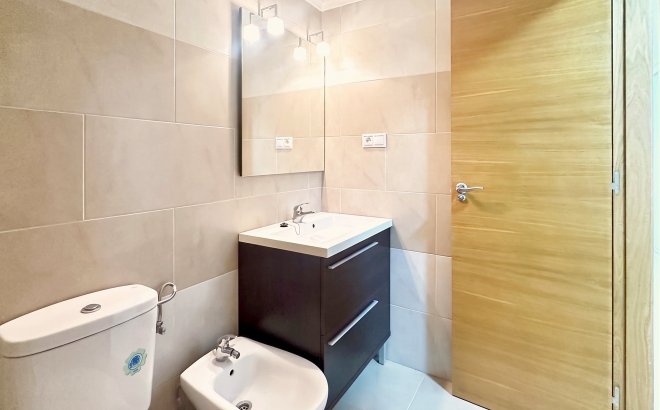 Revente - Appartement -
Torrevieja - Costa Blanca