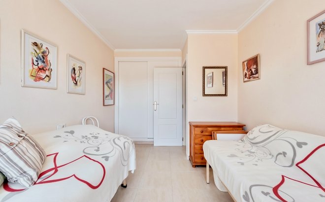Revente - Town House -
Torrevieja - Costa Blanca