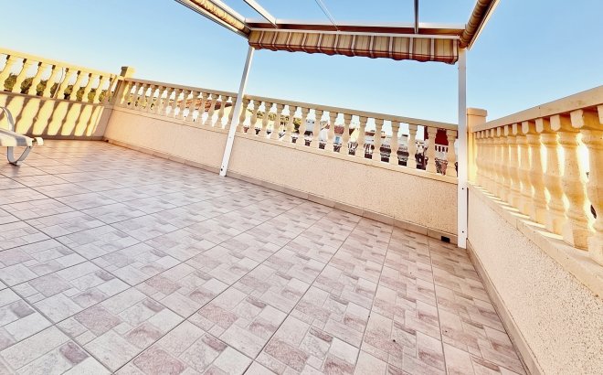 Revente - Town House -
Torrevieja - Costa Blanca