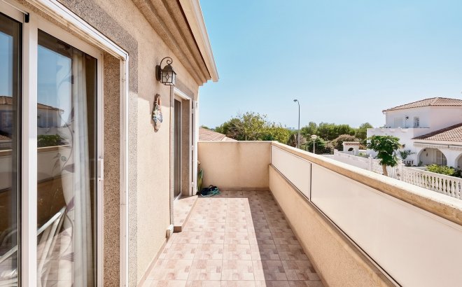 Revente - Town House -
Torrevieja - Costa Blanca