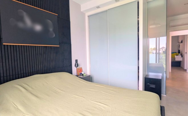 Resale - Penthouse -
El Raso - Costa Blanca