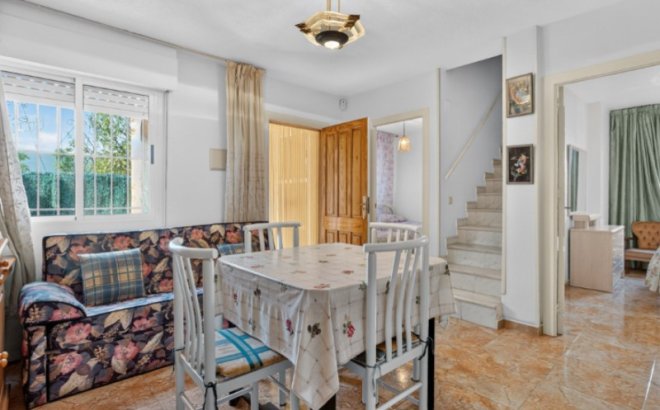 Revente - Town House -
Torrevieja - Costa Blanca