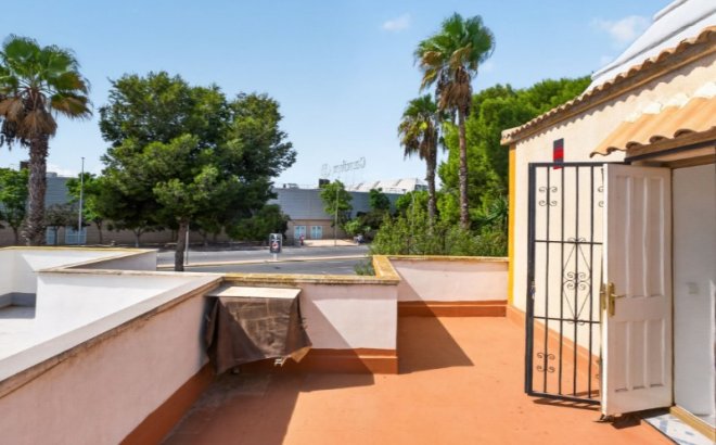 Revente - Town House -
Torrevieja - Costa Blanca