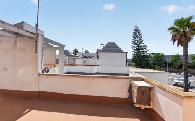 Revente - Town House -
Torrevieja - Costa Blanca