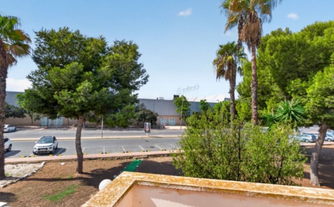 Revente - Town House -
Torrevieja - Costa Blanca