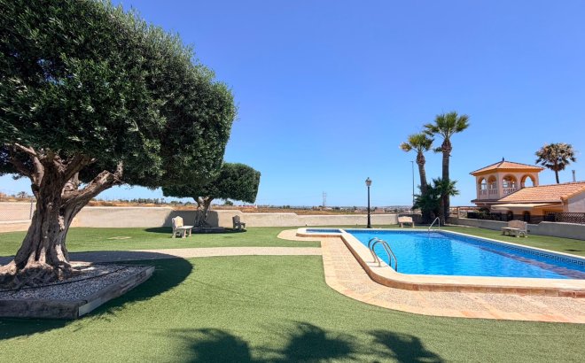 Resale - Town House -
Los Montesinos - Costa Blanca