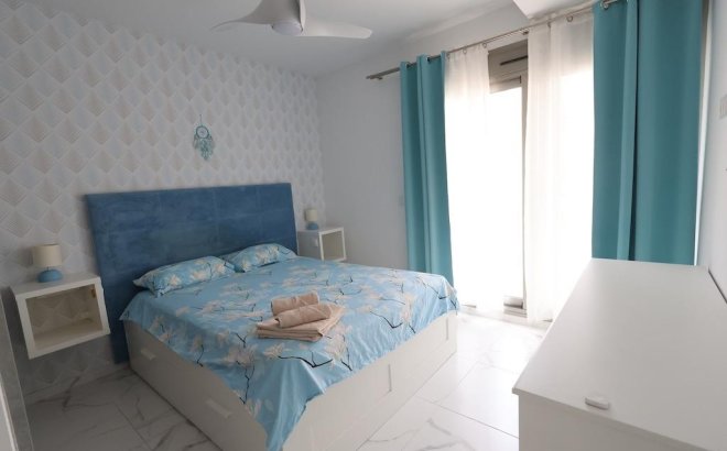 Resale - Villa -
Orihuela Costa - Costa Blanca