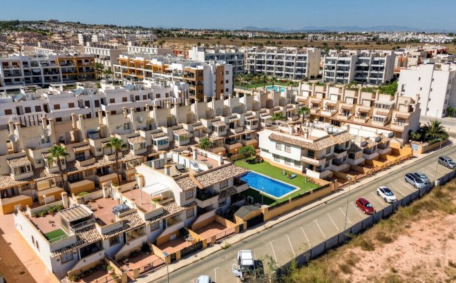 Resale - Villa -
Orihuela Costa - Costa Blanca