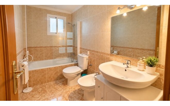 Resale - Bungalow -
Punta Prima - Costa Blanca