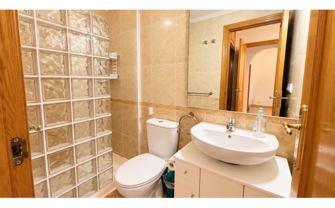 Resale - Bungalow -
Punta Prima - Costa Blanca