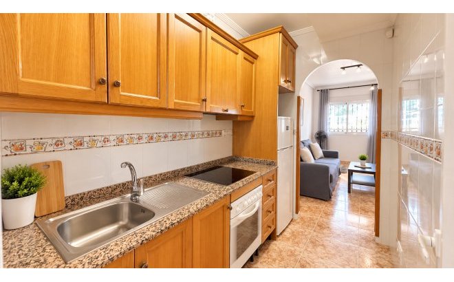 Resale - Bungalow -
Punta Prima - Costa Blanca