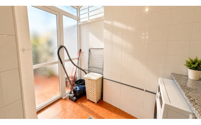 Resale - Bungalow -
Punta Prima - Costa Blanca