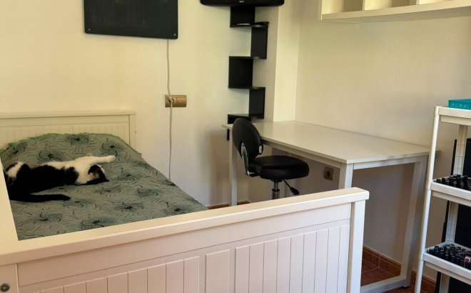 Resale - Bungalow -
Torrevieja - La Mata