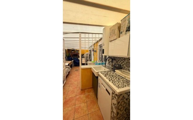 Resale - Bungalow -
Torrevieja - La Mata