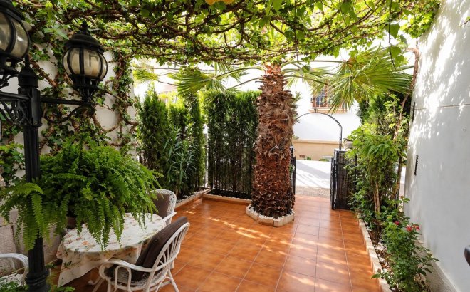 Resale - Dúplex -
Orihuela Costa - Costa Blanca