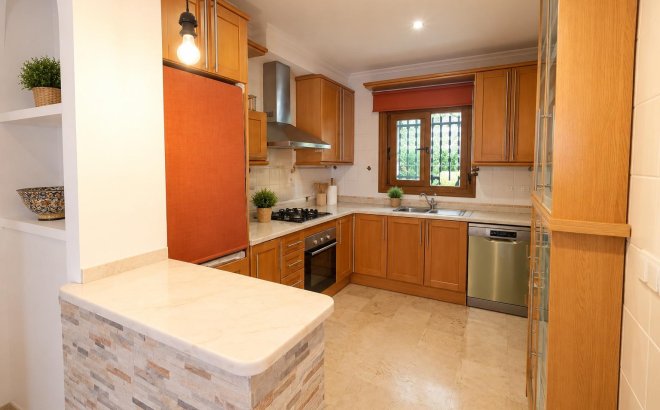 Resale - Dúplex -
Orihuela Costa - Costa Blanca