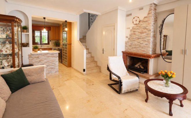 Resale - Dúplex -
Orihuela Costa - Costa Blanca
