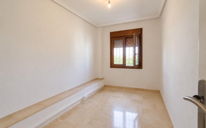 Resale - Dúplex -
Orihuela Costa - Costa Blanca