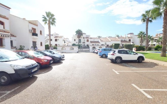 Resale - Dúplex -
Orihuela Costa - Costa Blanca