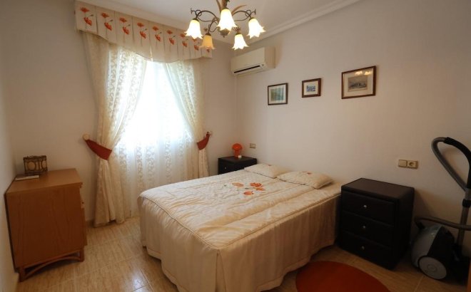 Resale - Villa -
Orihuela Costa - Costa Blanca