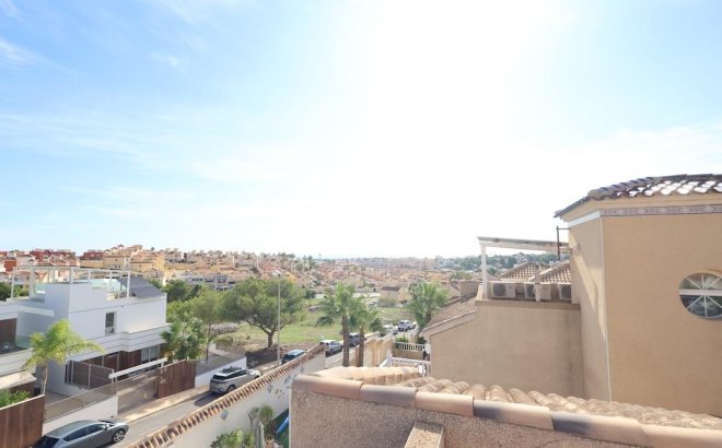 Resale - Villa -
Orihuela Costa - Costa Blanca