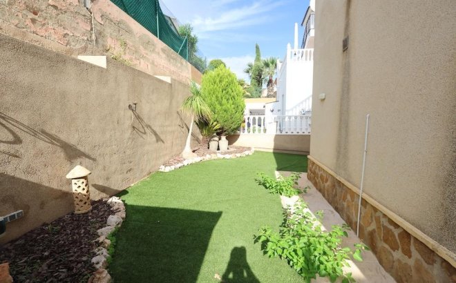 Resale - Villa -
Orihuela Costa - Costa Blanca