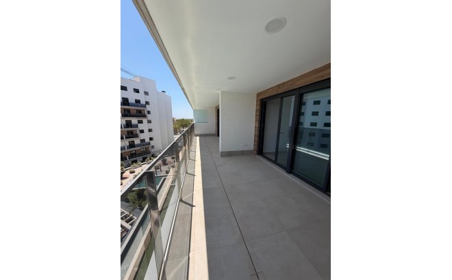Resale - Apartment -
Dehesa de Campoamor - Costa Blanca
