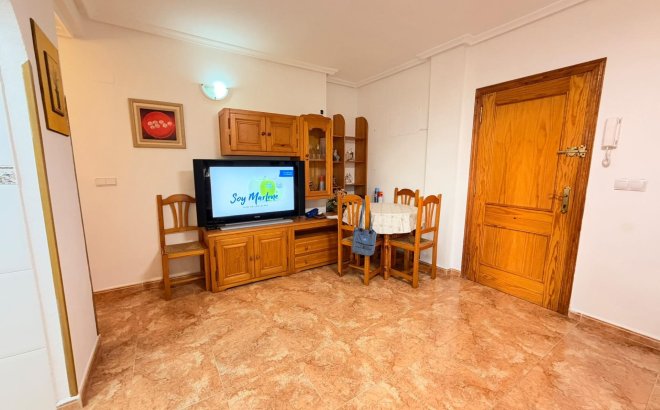 Resale - Apartment -
Torrevieja - Centro