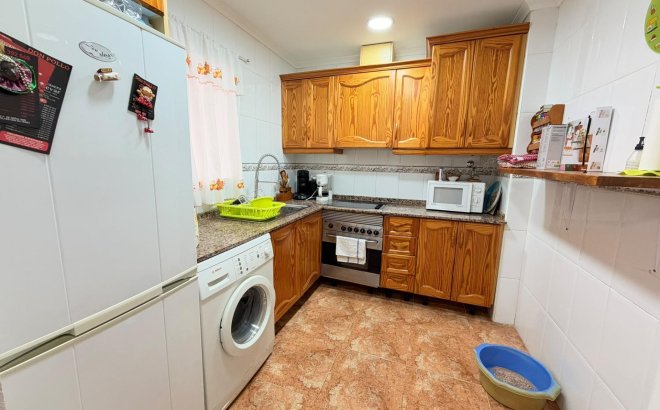 Resale - Apartment -
Torrevieja - Centro