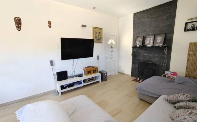 Resale - Villa -
Torrevieja - Torreta Florida