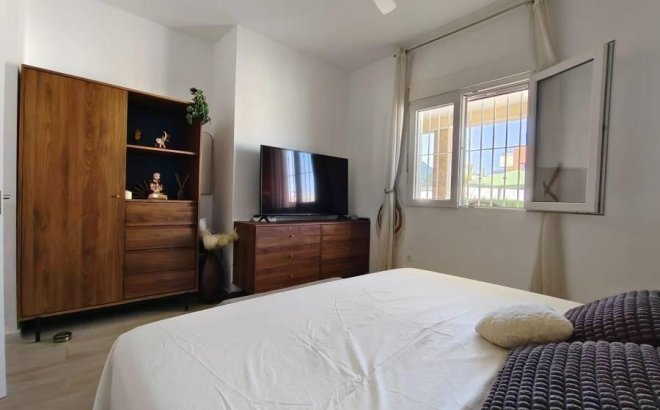 Resale - Villa -
Torrevieja - Torreta Florida