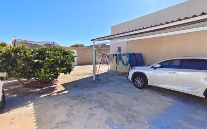 Resale - Villa -
Torrevieja - Torreta Florida