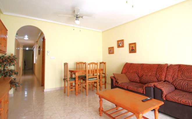 Revente - Appartement -
Torrevieja - Las Piscinas Naturales