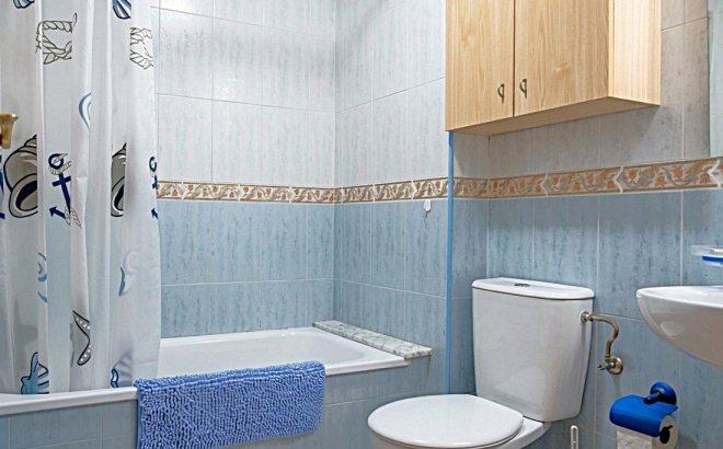 Revente - Appartement -
Torrevieja - Las Piscinas Naturales