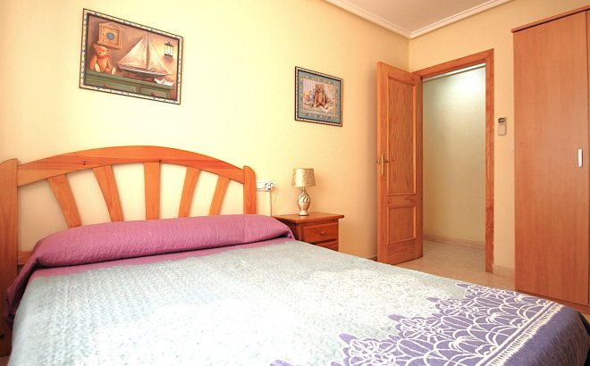 Revente - Appartement -
Torrevieja - Las Piscinas Naturales