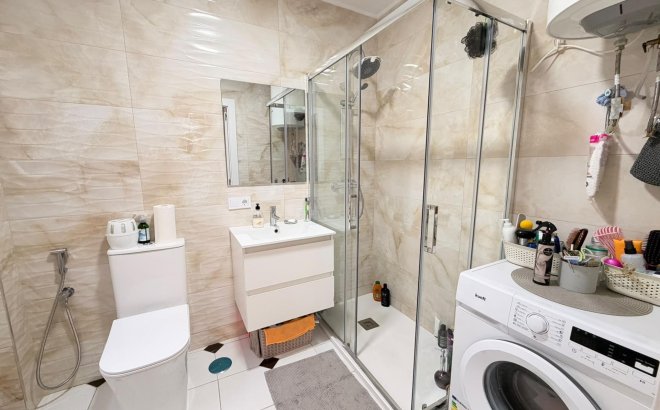 Resale - Apartment -
Torrevieja - Centro