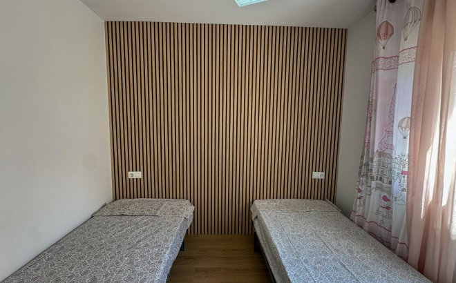 Revente - Villa -
Villamartin - Costa Blanca