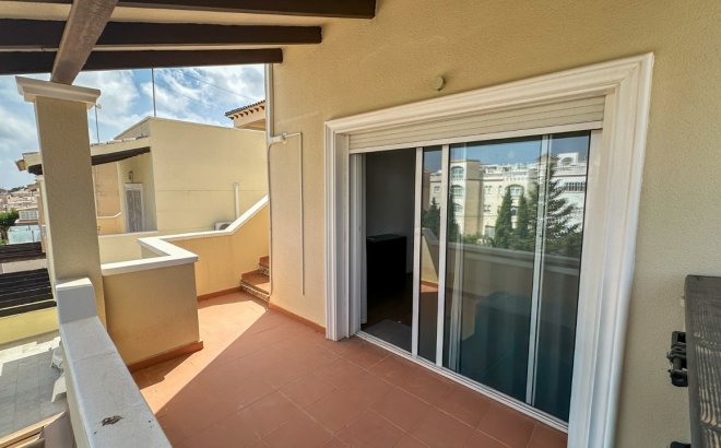 Revente - Villa -
Villamartin - Costa Blanca