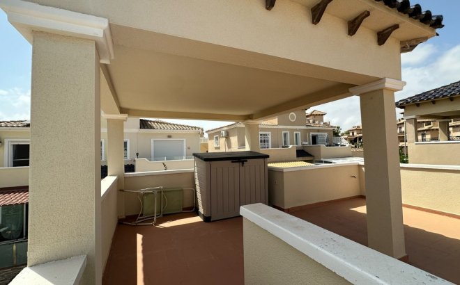 Revente - Villa -
Villamartin - Costa Blanca