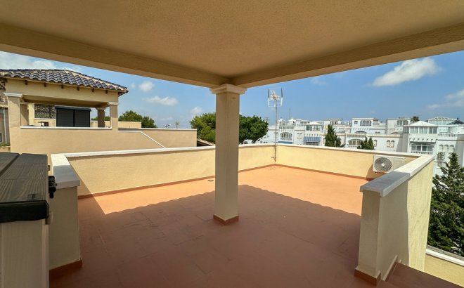 Revente - Villa -
Villamartin - Costa Blanca