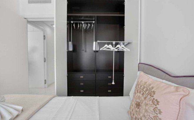 Resale - Apartment -
Torrevieja - Costa Blanca