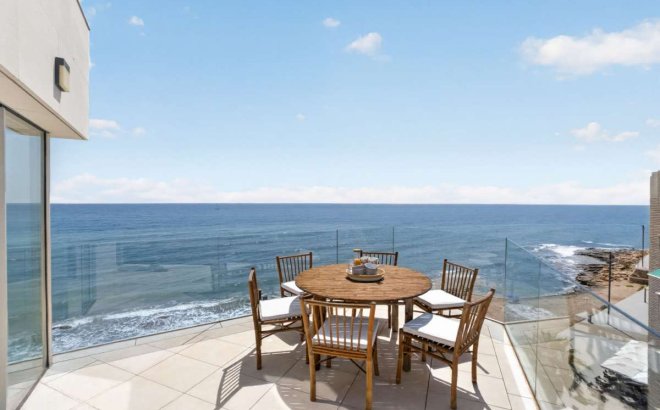 Resale - Apartment -
Torrevieja - Costa Blanca