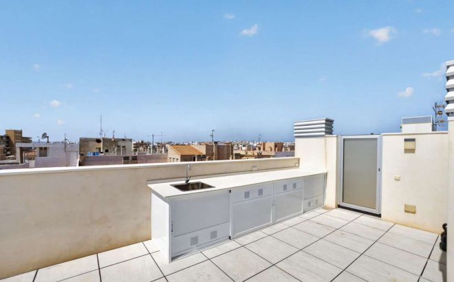 Resale - Apartment -
Torrevieja - Costa Blanca